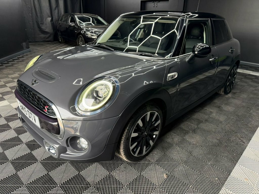Mini Hatch 2.0 Cooper S Exclusive Hatchback BM19DTV Grey #4