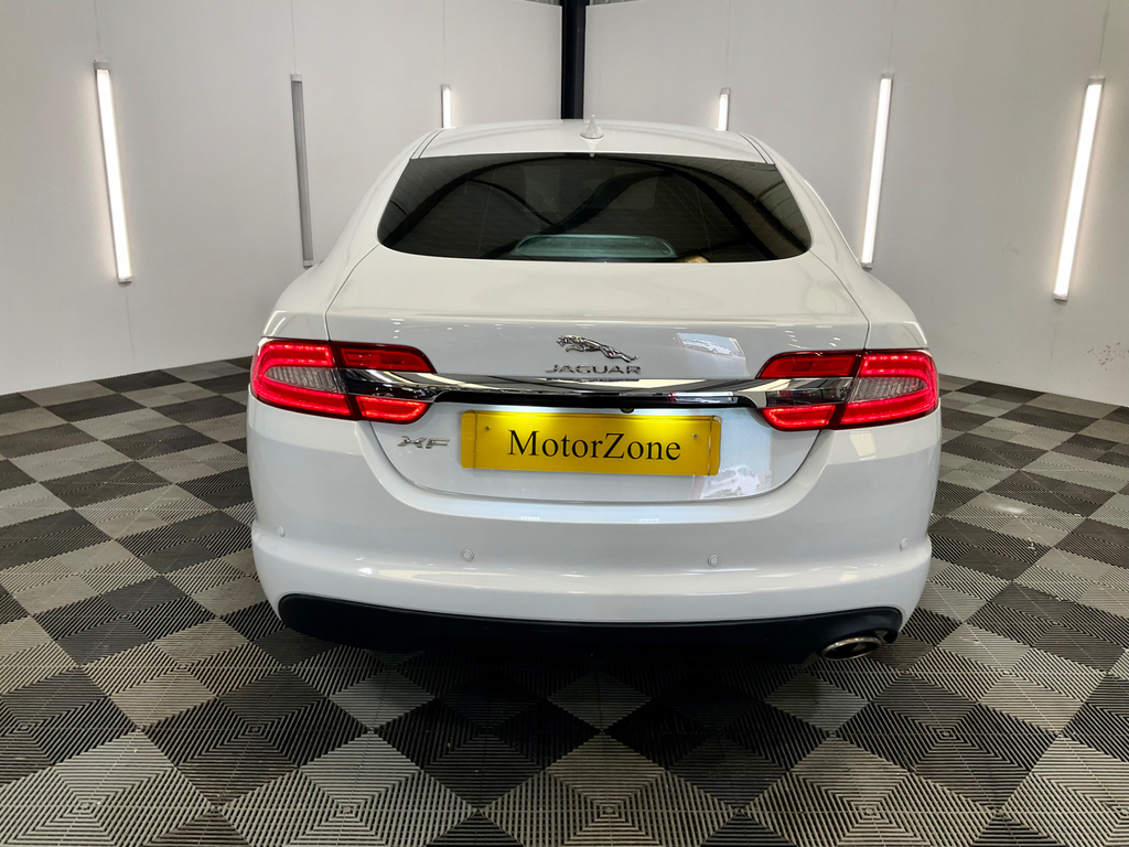 Jaguar XF 2.2D Luxury Saloon Euro 5 Ss 2 SG64YME White #6