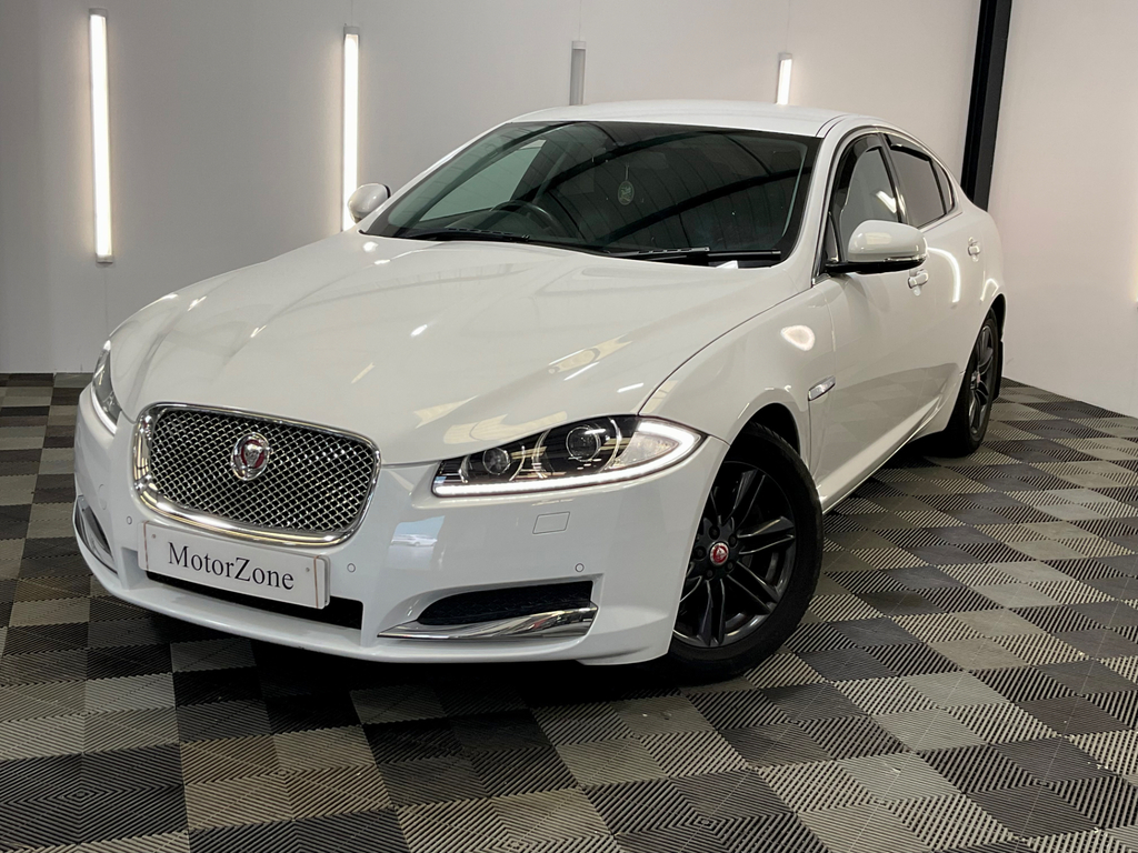 Jaguar XF 2.2D Luxury Saloon Euro 5 Ss 2 White