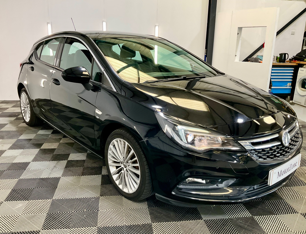 Vauxhall Astra 1.4I Turbo Elite Hatchback Euro DN66LHP Black #2