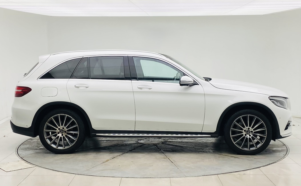 Mercedes-Benz GLC Class 2.1 Amg Line Premium Suv G-tronic 4Ma SW67UAZ White #2