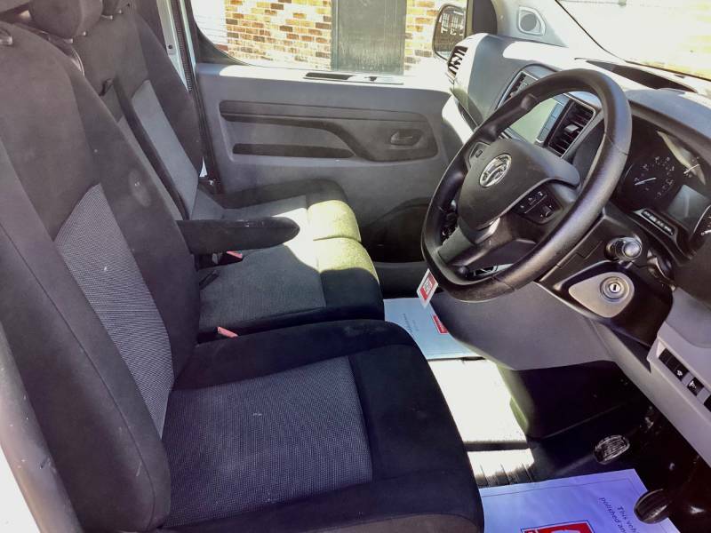 Vauxhall Vivaro 2900 1.5D 100Ps Dynamic H1 Van - 2022 22 AK22NXY White #5