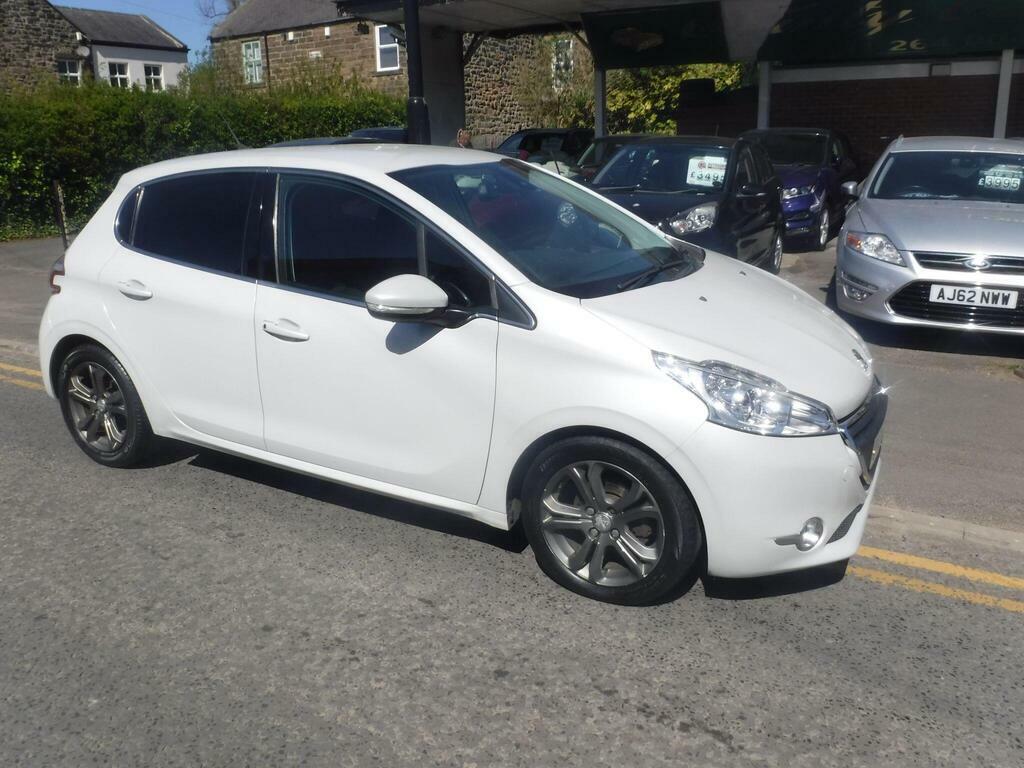 Peugeot 208 1.6 E-hdi Allure Euro 5 S S DX65OTJ White #5
