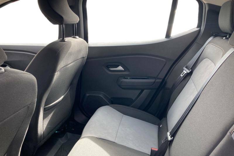 Dacia Sandero Stepway 1.0 Tce 110 Extreme - 2024 74 WG74VFL Black #4