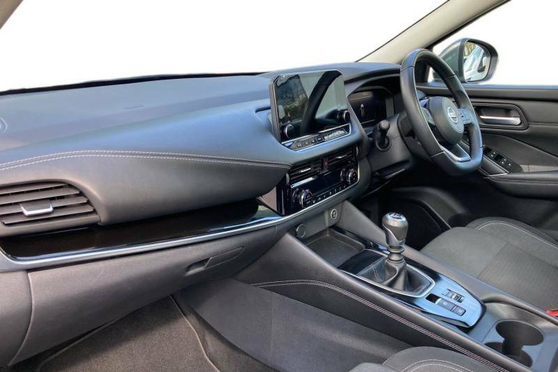 Nissan Qashqai 1.3 Dig-t Mh N-connecta - 2021 71 EY71ONX Black #3