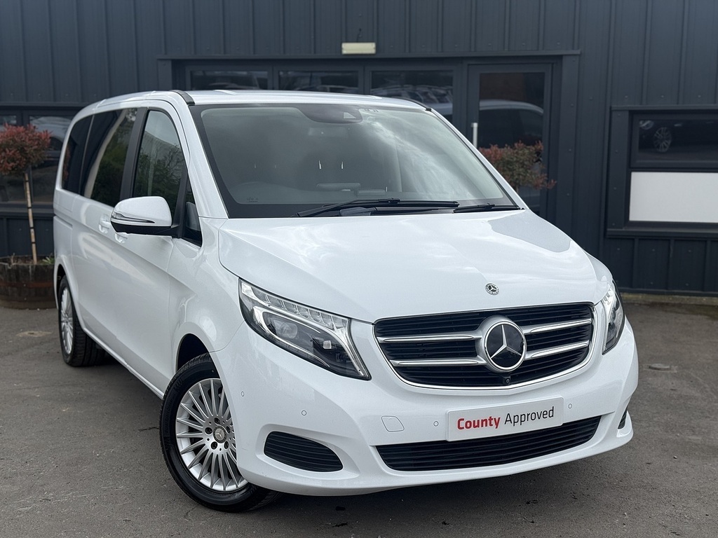 Mercedes-Benz V Class V 220 D Sport White #3