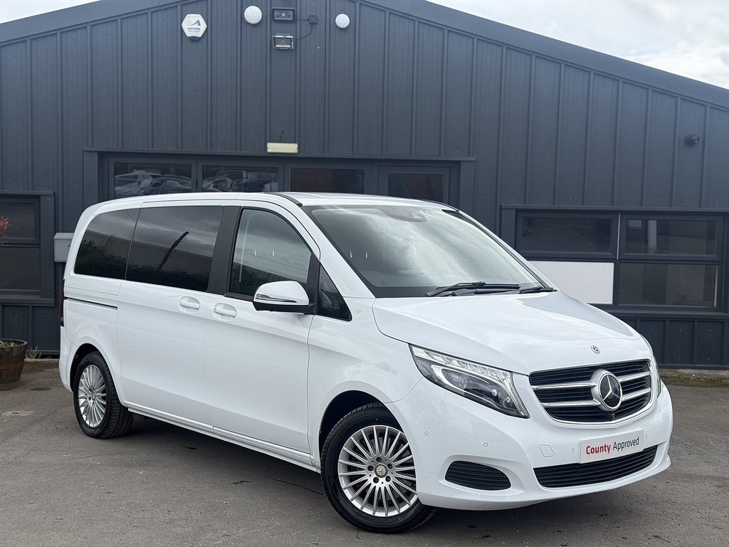 Mercedes-Benz V Class V 220 D Sport White