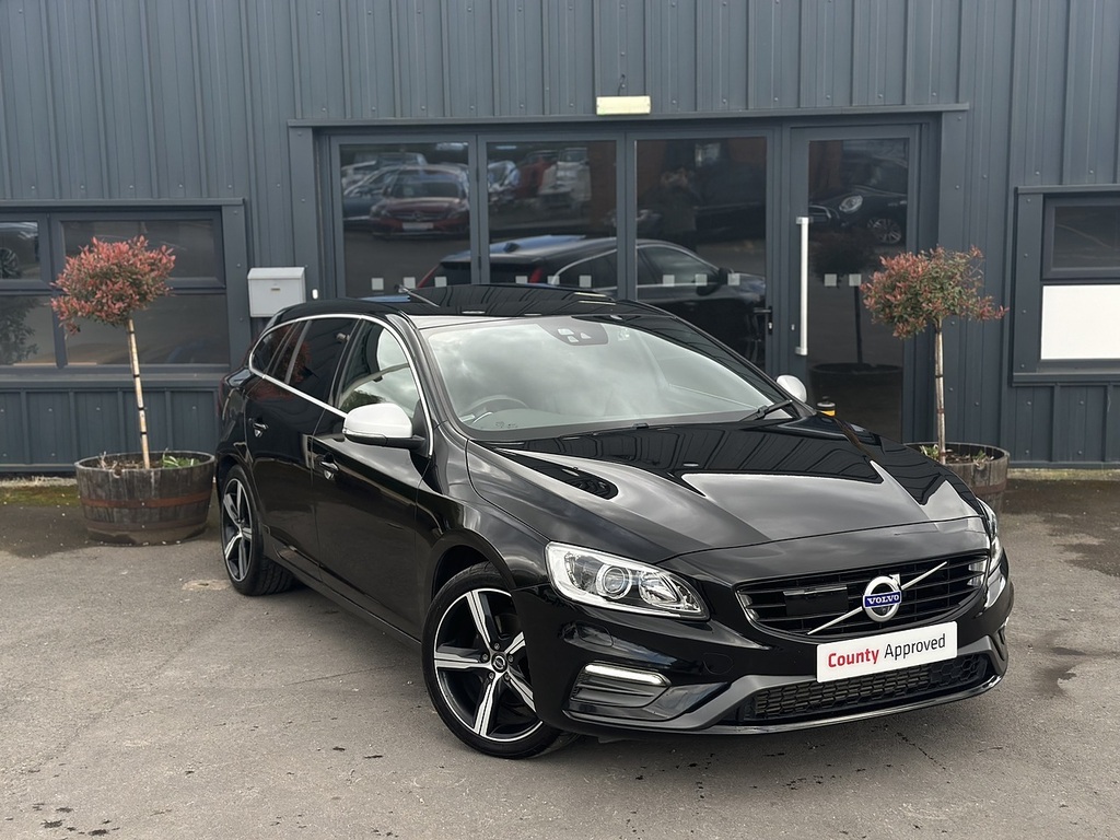 Volvo V60 D4 R-design Black