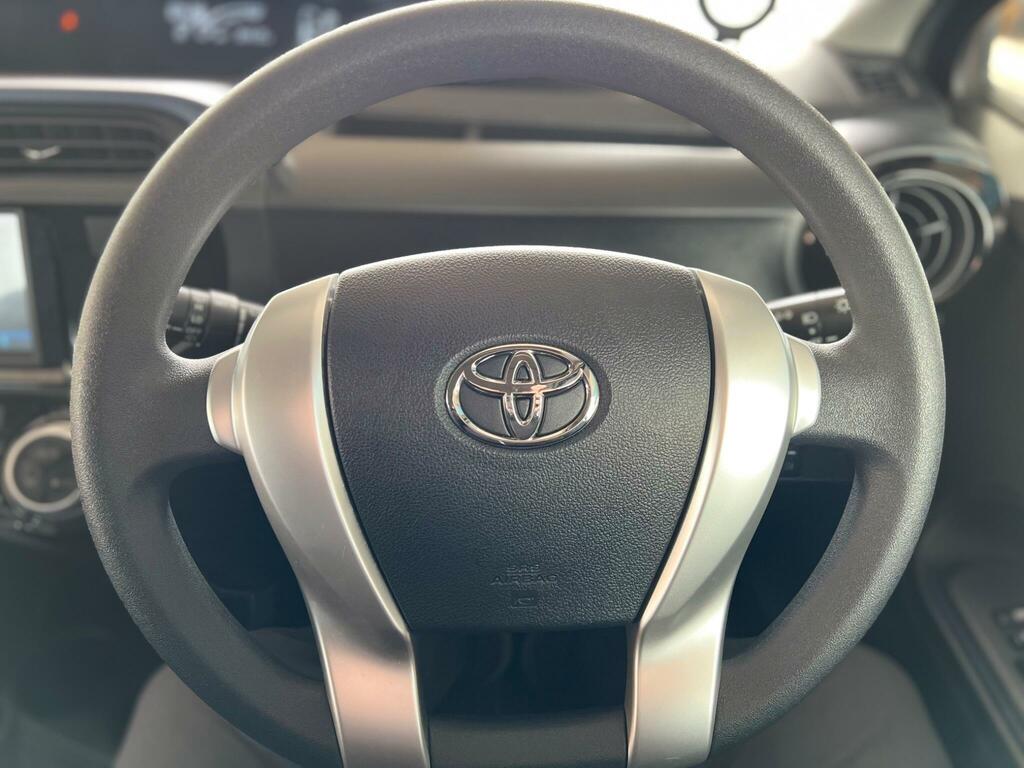 Toyota Aqua   #6