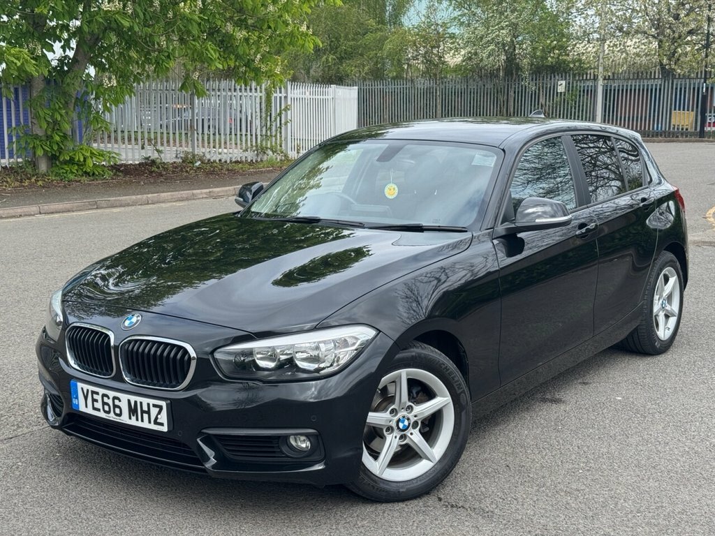 BMW 1 Series 2L Se Black #3