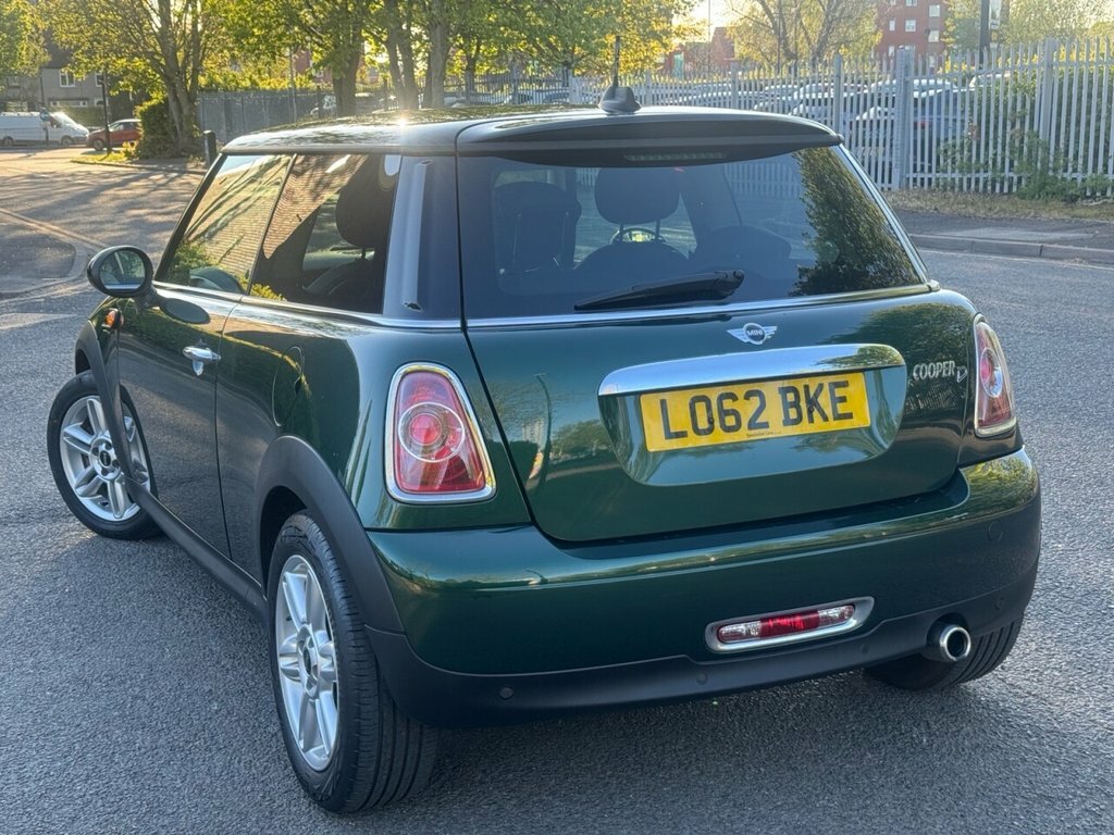 Mini Hatch 2L Cooper D LO62BKE Green #5