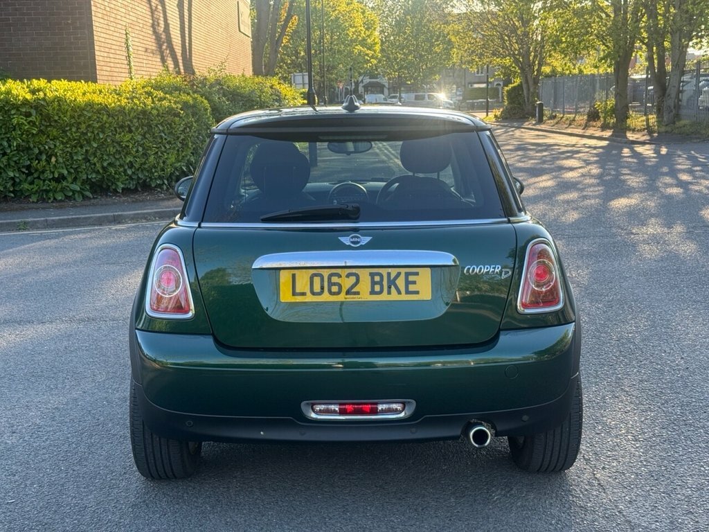 Mini Hatch 2L Cooper D LO62BKE Green #6