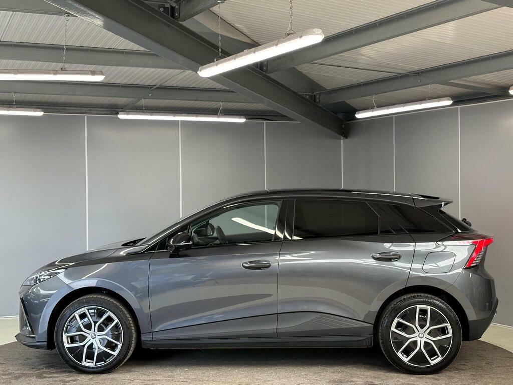 MG MG4 77Kwh Trophy Extended Range PF25FVR Grey #3