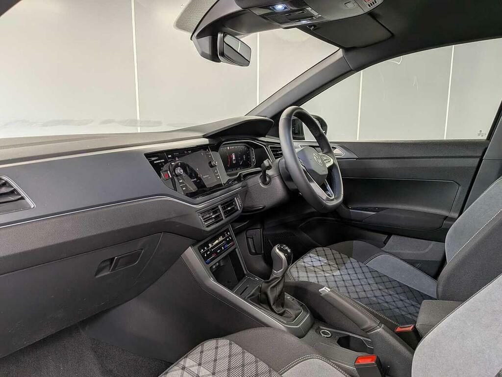 Volkswagen Taigo 1.0 Tsi Black Edition Euro 6 Ss PN26SZO Grey #2