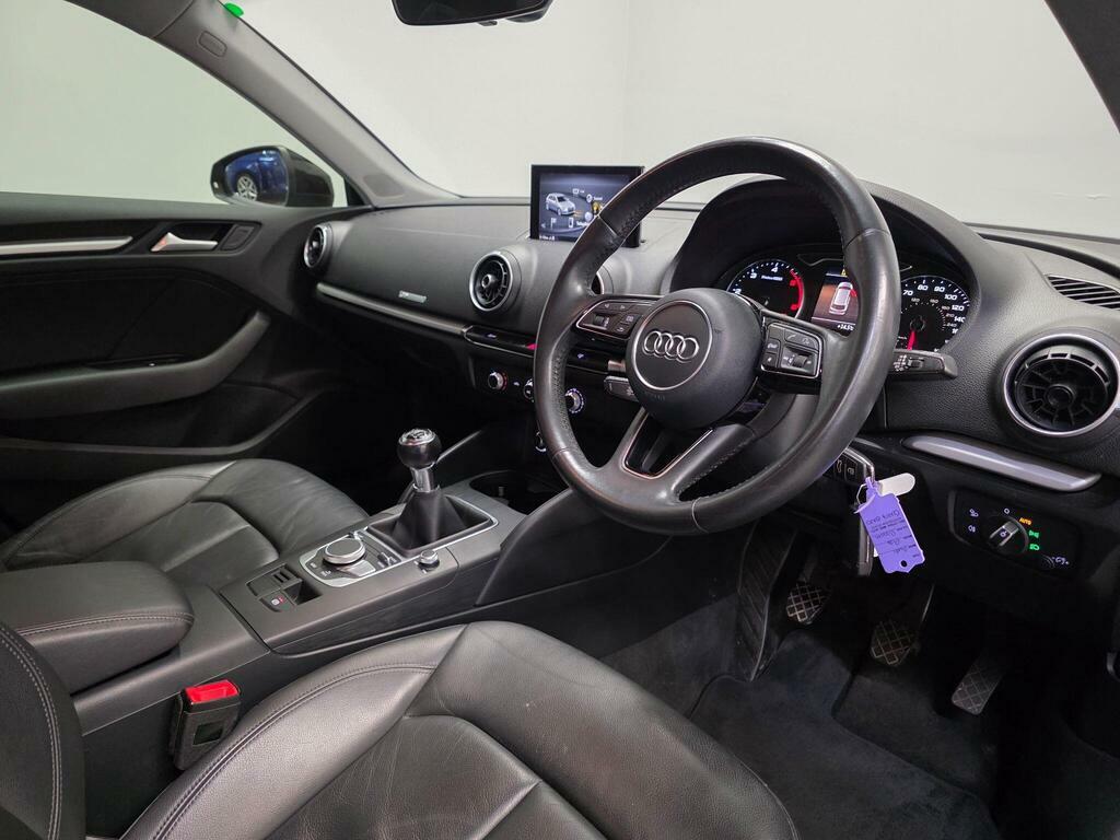 Audi A3 1.6 Tdi Se Technik Sportback Euro 6 Ss Black #4