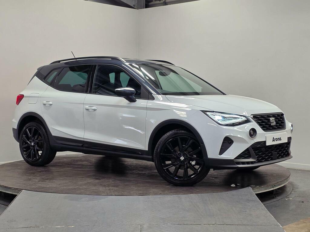 Seat Arona 1.0 Tsi Fr Black Edition Euro 6 Ss PN26JUF White #3