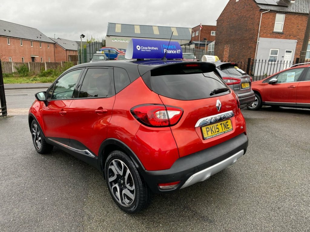 Renault Captur 0.9L Signature PK15TNE Red #4