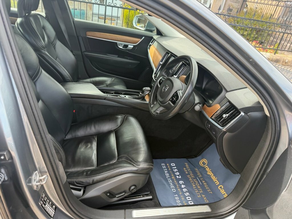 Volvo S90 Saloon KN67JKK Grey #2