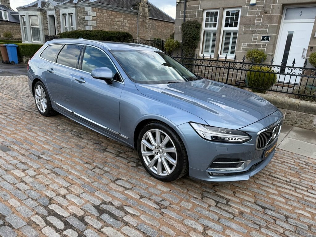Volvo V90 Estate KV20WWR Blue #4