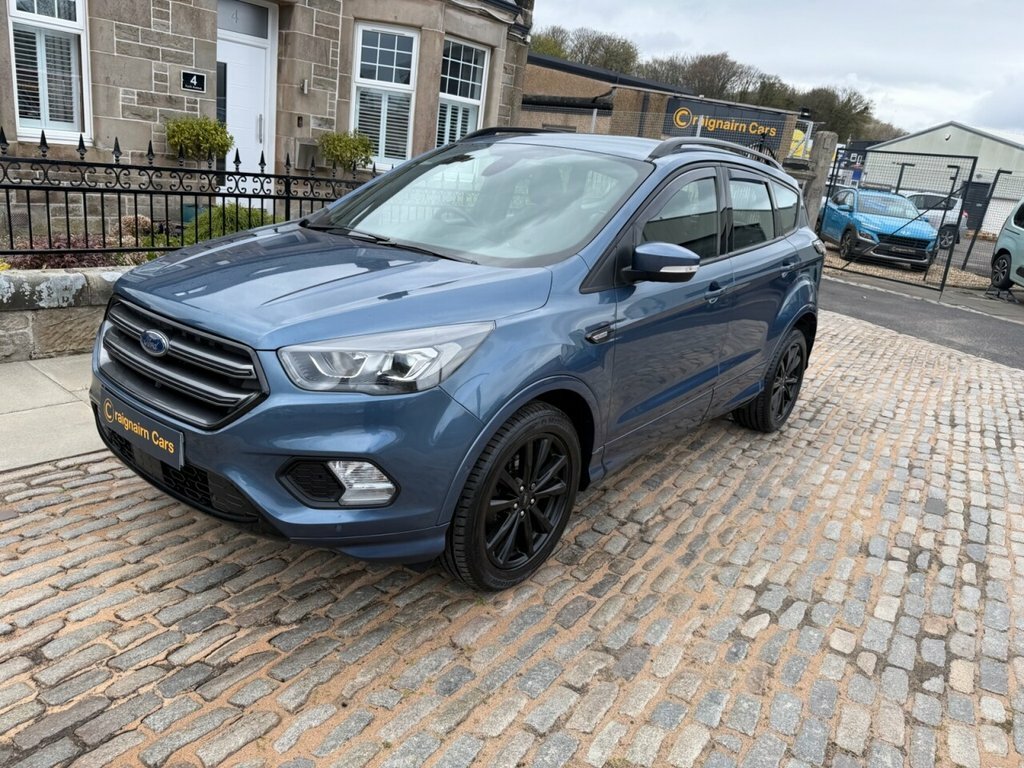 Ford Kuga Suv XUI9180 Blue #3