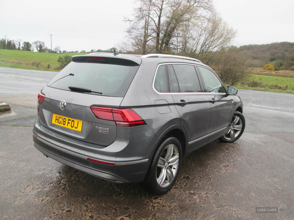 Volkswagen Tiguan 2.0 Tdi 150 4Motion Sel HG18FOJ Grey #4