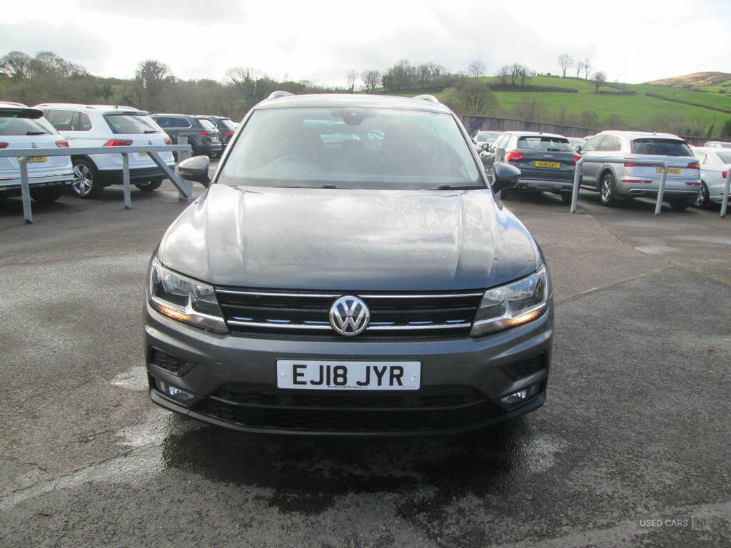 Volkswagen Tiguan 2.0 Tdi 150 4Motion Se Nav EJ18JYR Grey #3