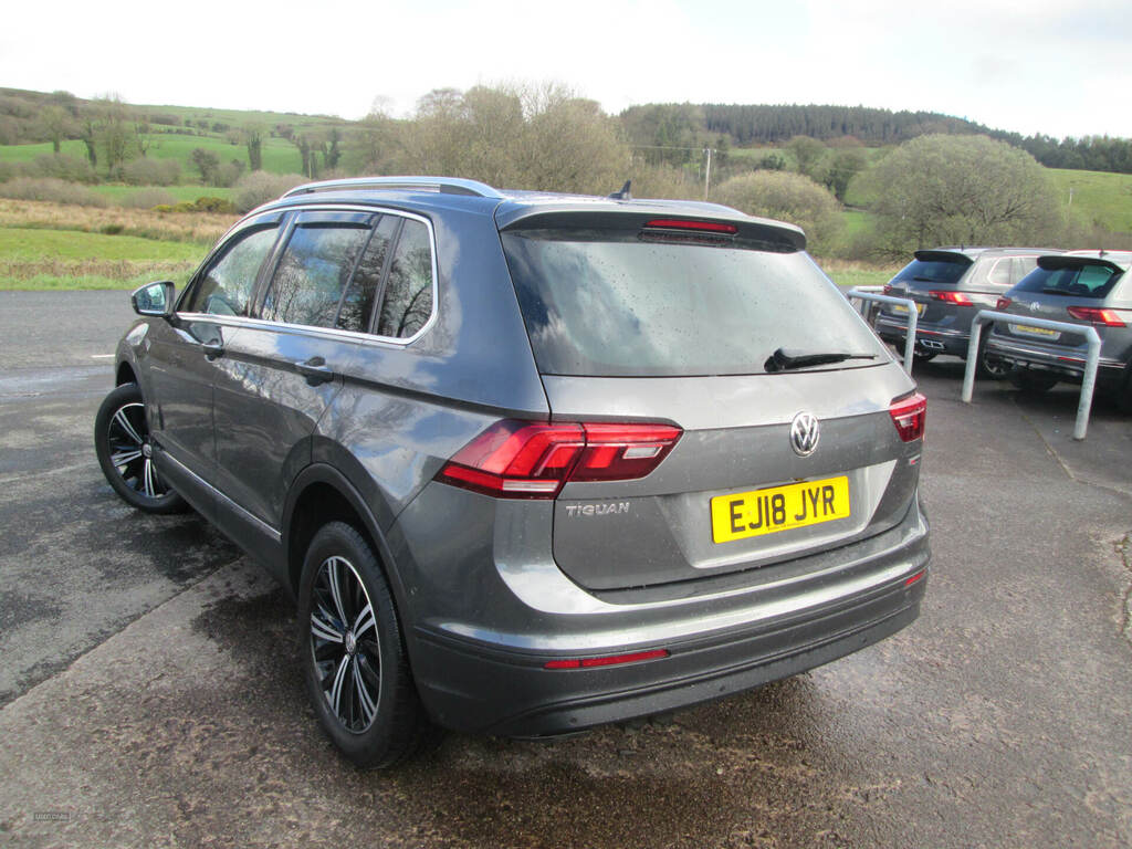 Volkswagen Tiguan 2.0 Tdi 150 4Motion Se Nav EJ18JYR Grey #4