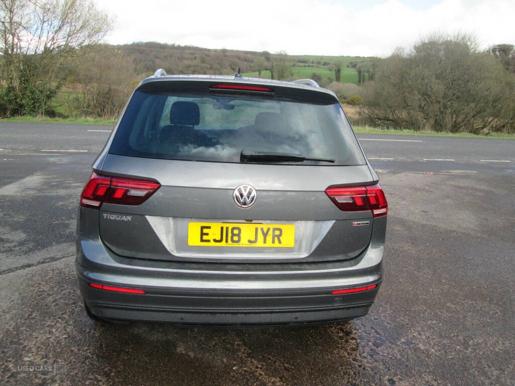 Volkswagen Tiguan 2.0 Tdi 150 4Motion Se Nav EJ18JYR Grey #6