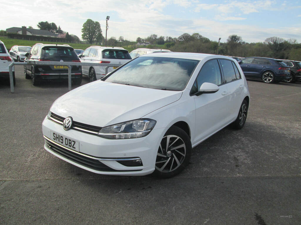 Volkswagen Golf 1.6 Tdi Match SH19OBZ White #2