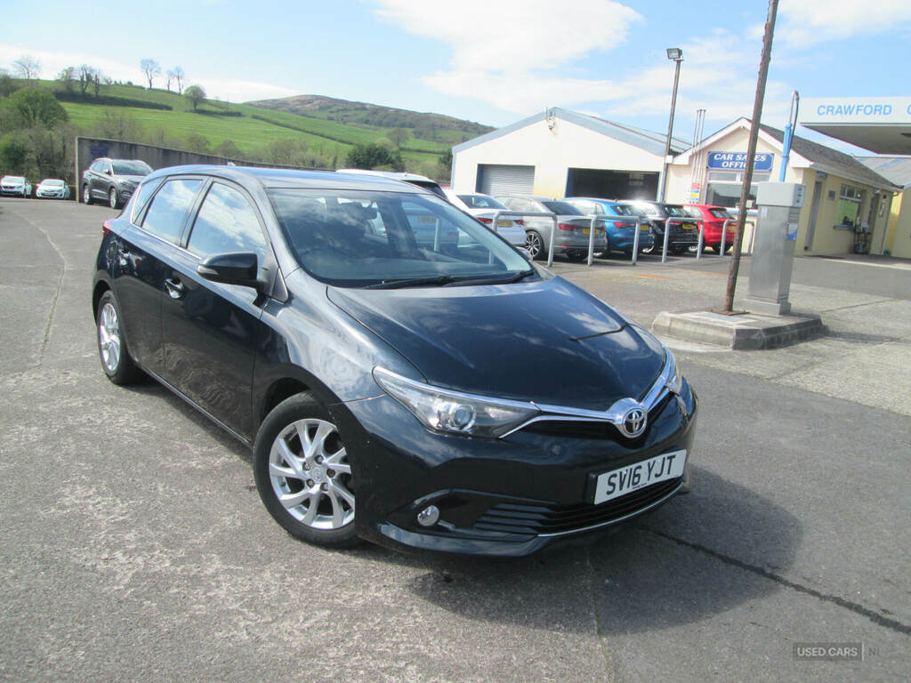 Toyota Auris 1.6 D-4d Business Edition Grey