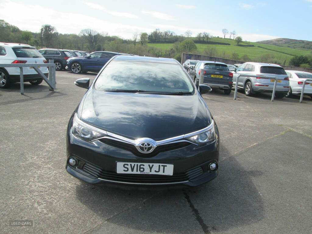 Toyota Auris 1.6 D-4d Business Edition Grey #3