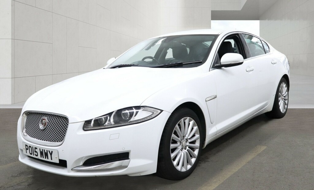 Jaguar XF 2.2 D Luxury PO15WWY White #2