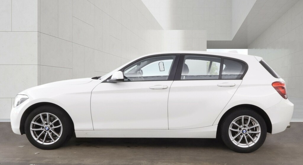 BMW 1 Series 2.0 116D Se 5-Door SA14DDF White #5