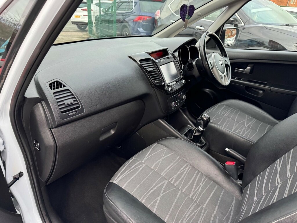 Kia Venga 1.6 3 Euro 6 Ss V13KMP White #2