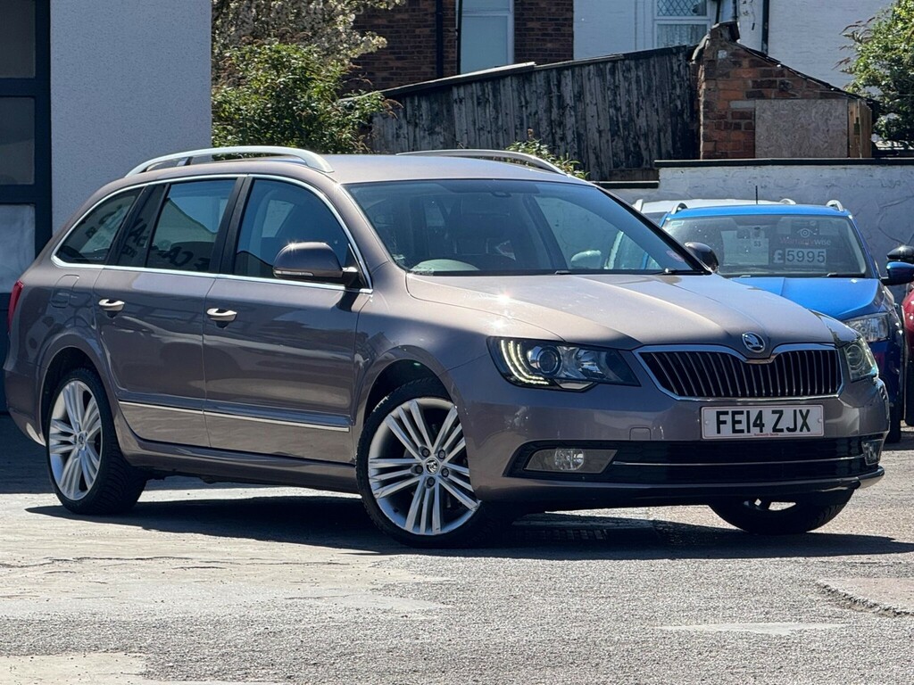Skoda Superb 2.0 Tdi Elegance Dsg 4Wd Euro 5 Ss Purple