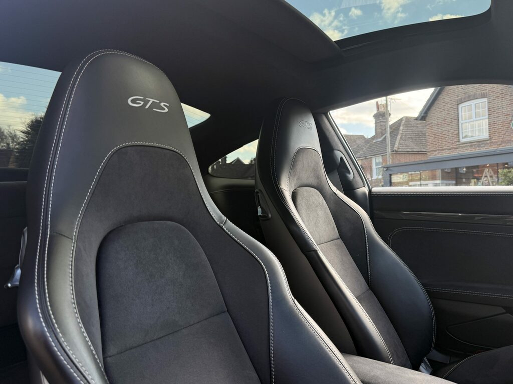 Porsche 911 Gts Silver #5