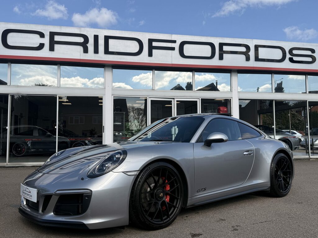Porsche 911 Gts Silver