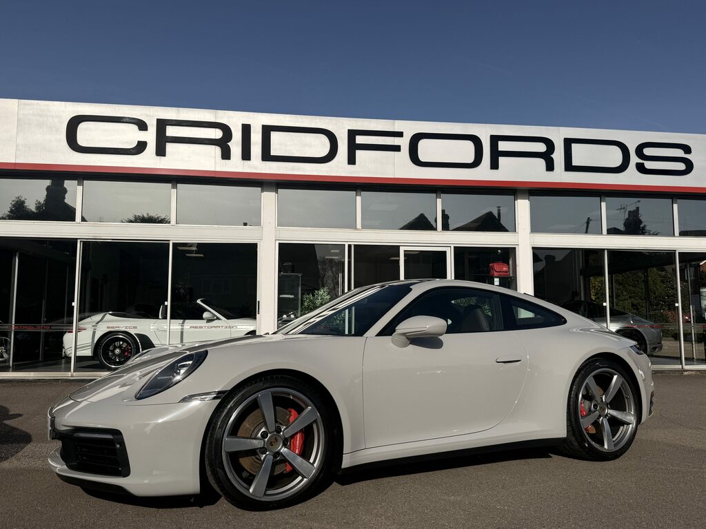Porsche 911 Carrera