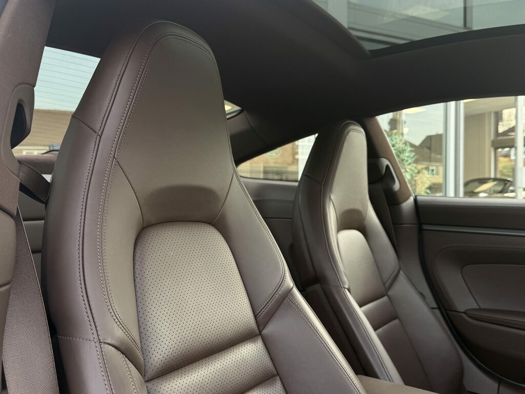Porsche 911 Carrera   #6