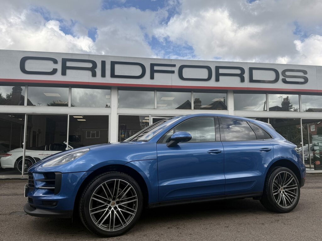 Porsche Macan S Blue