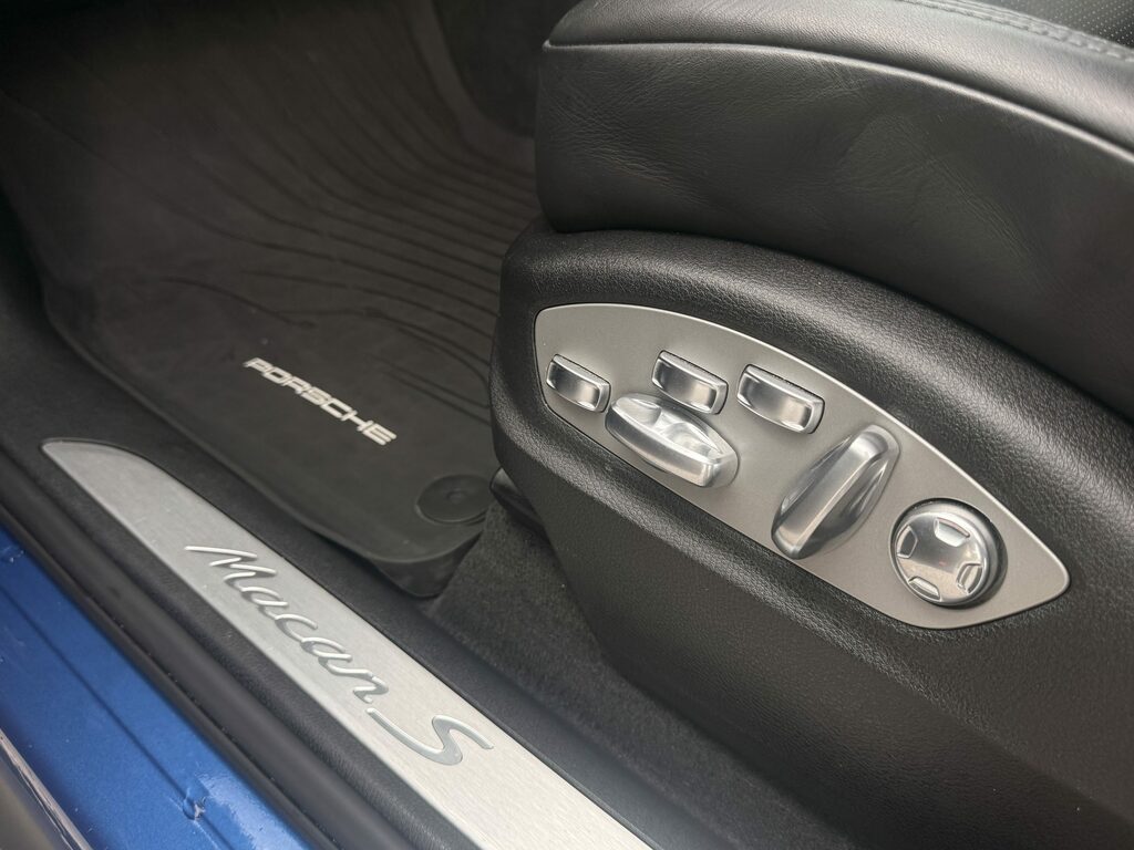 Porsche Macan S Blue #3
