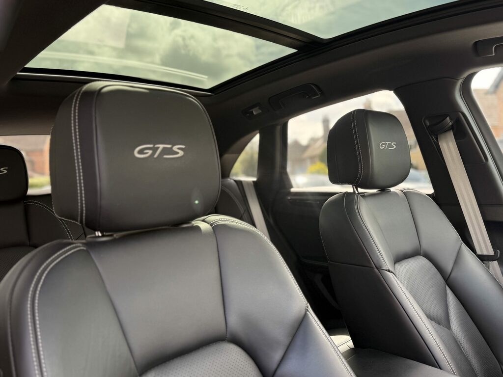 Porsche Macan Gts Blue #5