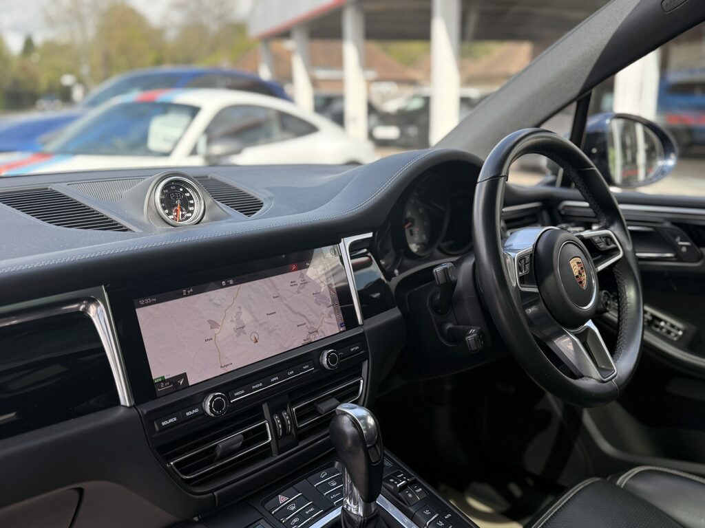 Porsche Macan Gts Blue #2