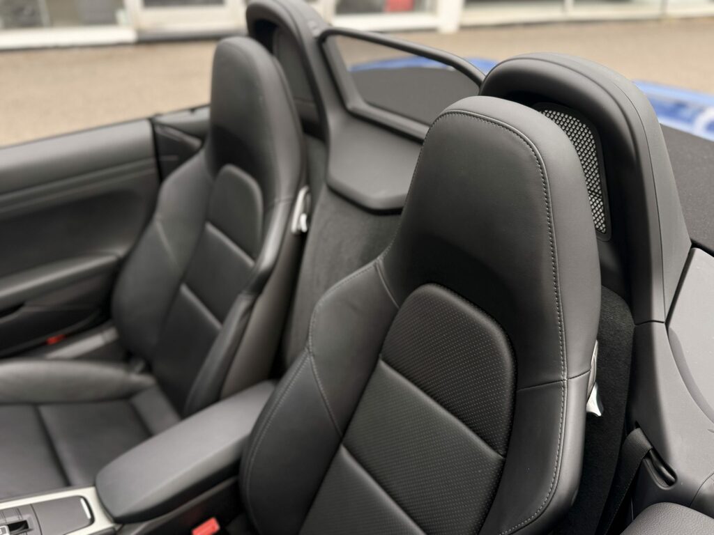 Porsche 718 Boxster Convertible Blue #6