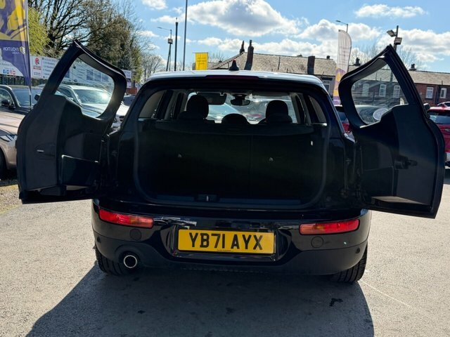 Mini Clubman Estate YB71AYX Black #6