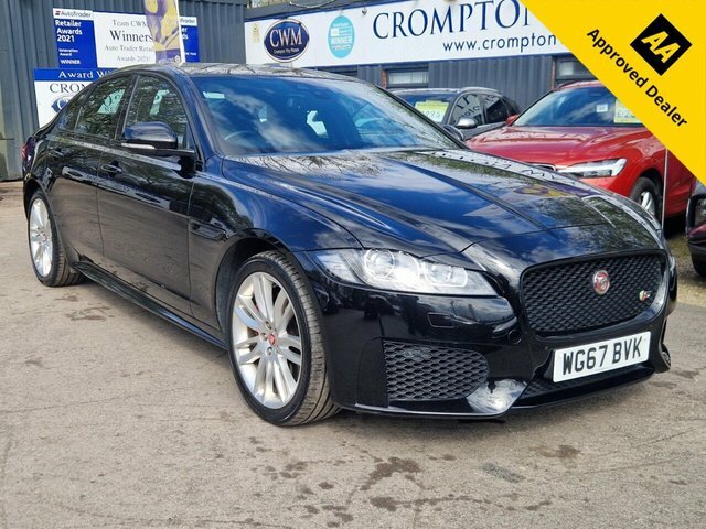 Jaguar XF Saloon Black