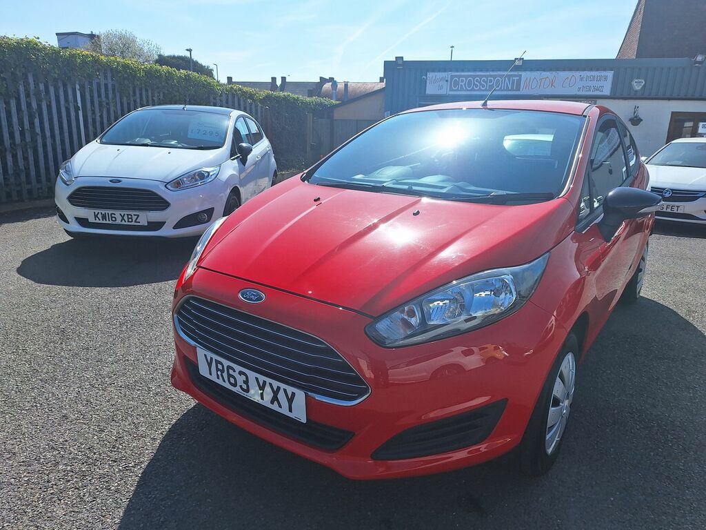 Ford Fiesta 1.25 Studio Hatchback Euro 5 60 YR63YXY Red #3