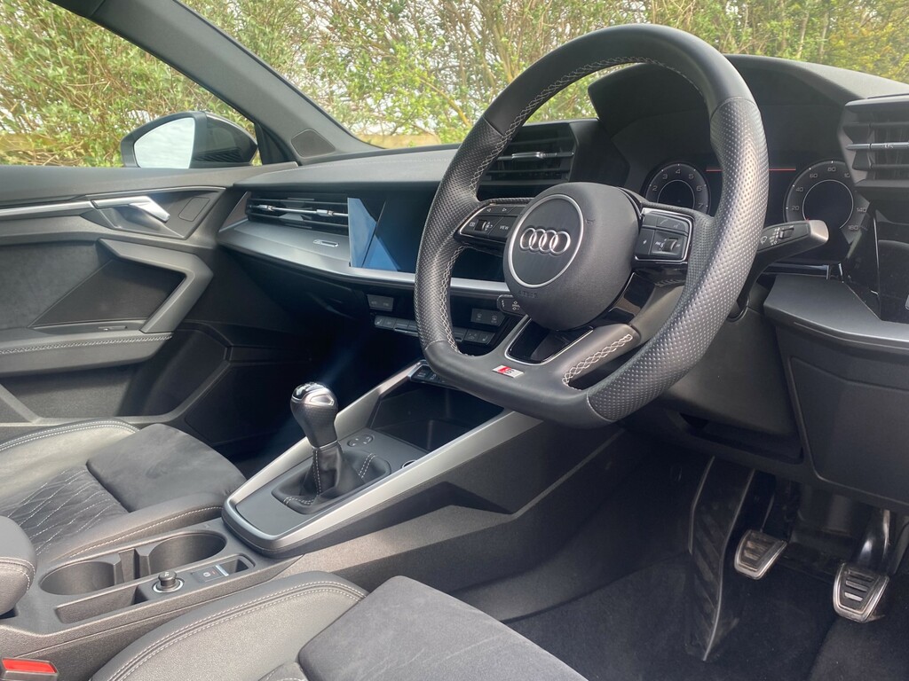 Audi A3 Sportback Tfsi 35 Edition 1 - Virtual Cockpit Ap FV72ZJX White #4