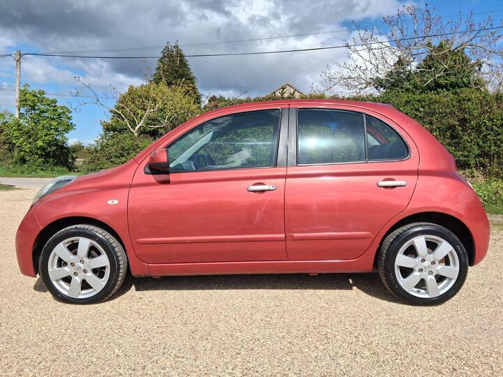 Nissan Micra 1.2 16V Acenta Red #5