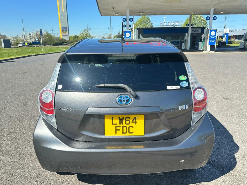 Toyota Aqua 1.5 Hybrid  #5